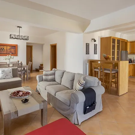 Apartment Tholos Boutique *