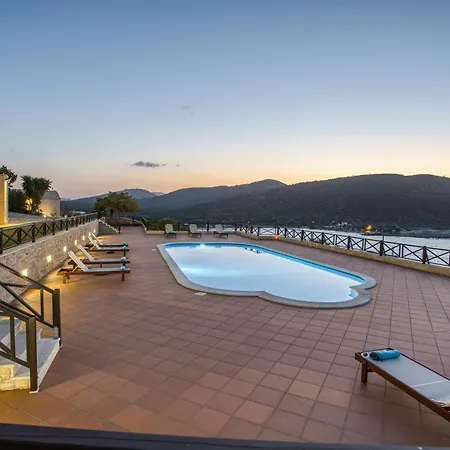 Tholos Boutique * Kavousi (Lasithi)