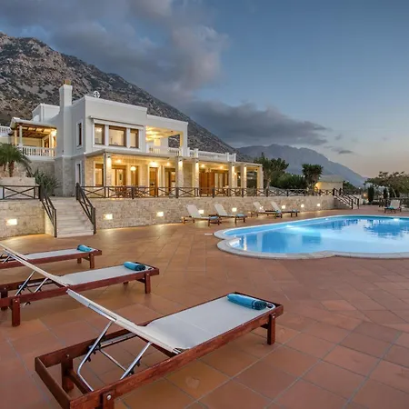 Tholos Boutique Apartment *